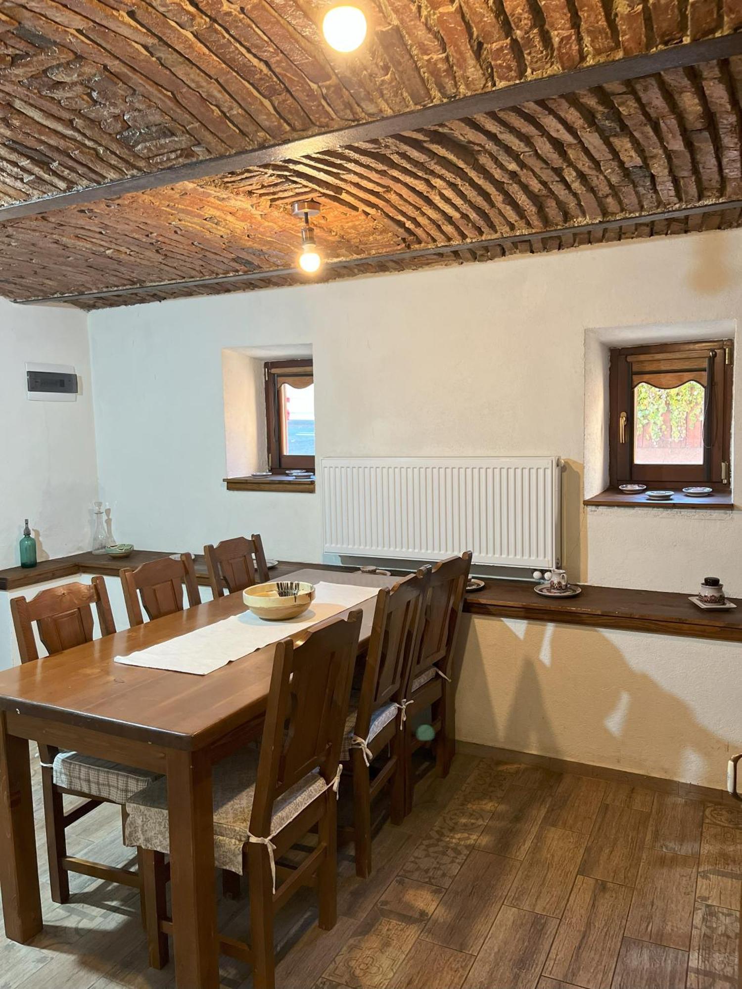 Cozy Apartment Brasov Bagian luar foto