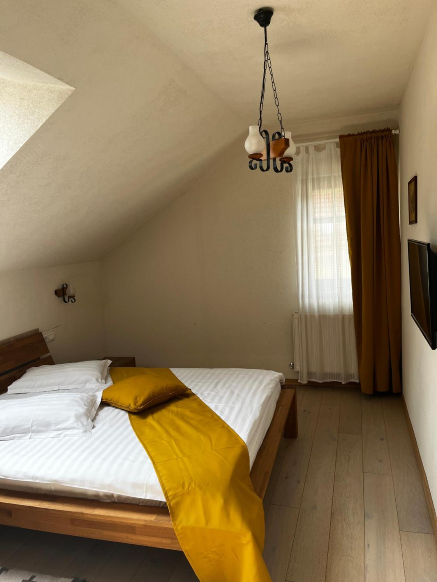 Cozy Apartment Brasov Bagian luar foto