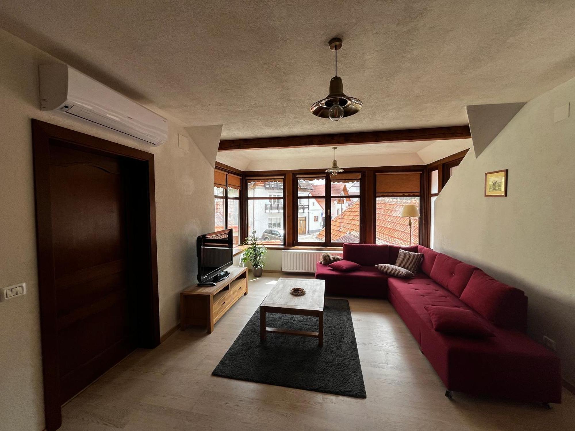 Cozy Apartment Brasov Bagian luar foto