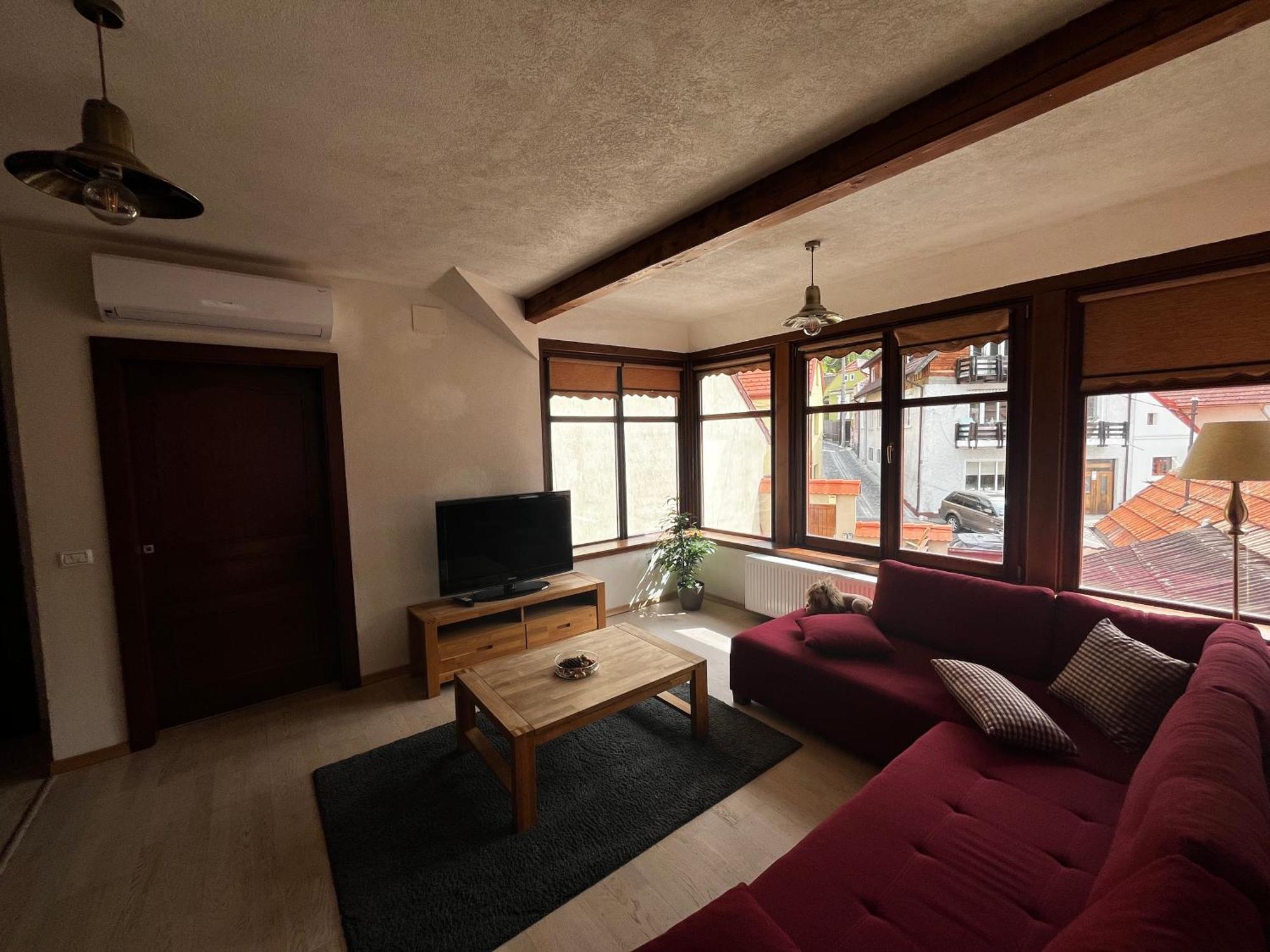 Cozy Apartment Brasov Bagian luar foto